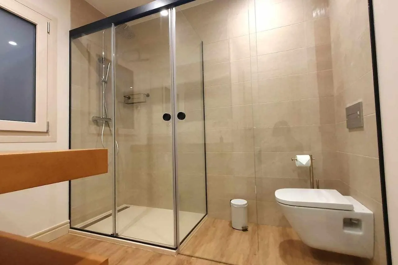 Le Mar Sol Suite 1871 Plaza Uncibay Málaga 0*,  İspanya